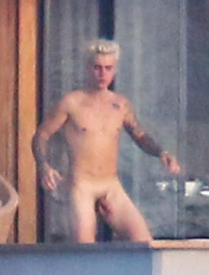 Bieber und unzensiert nackt justin Biber fotos